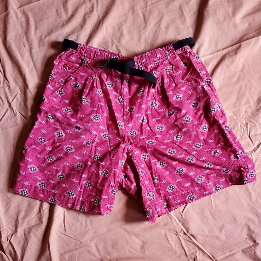 Vintage 90's Patagonia high waisted baggie cotton shorts (L magenta)